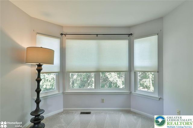 369 Lenape Trail, Upper Macungie Twp, PA 18104