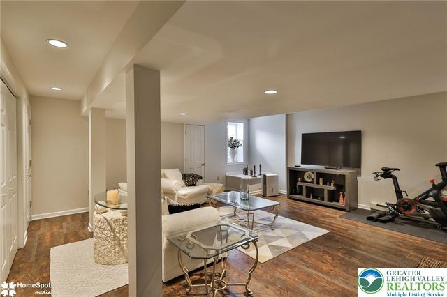 369 Lenape Trail, Upper Macungie Twp, PA 18104