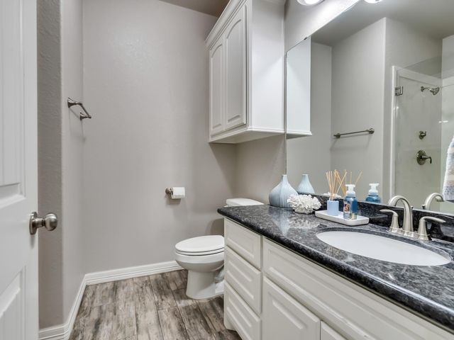 155 Horse Shoe Trail, Angleton, TX 77515