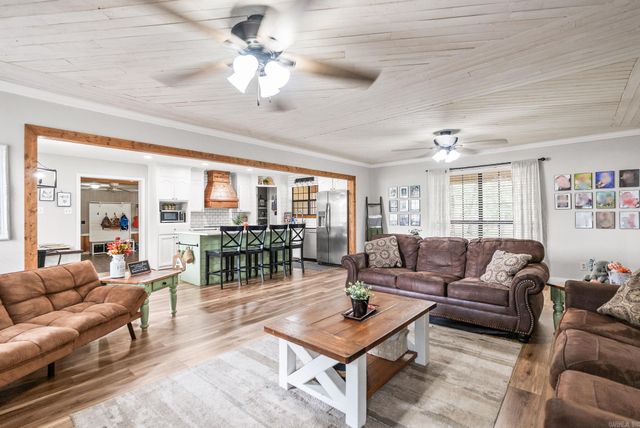 885 Mt Carmel, Cabot, AR 72023