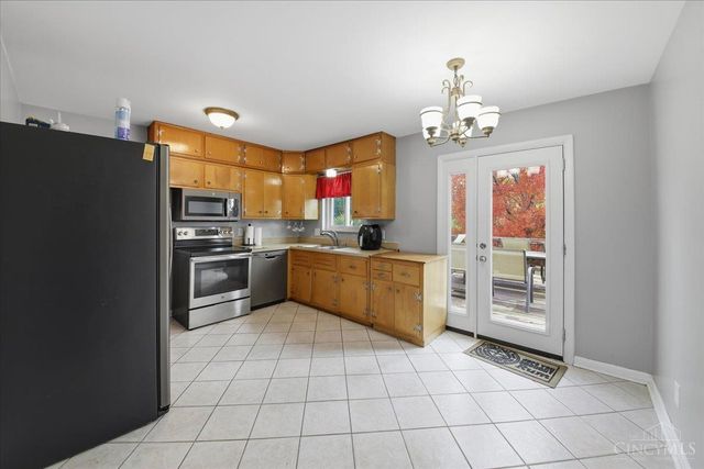 3492 Moonridge Drive, Green Twp, OH 45248