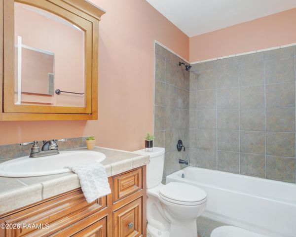 310 Ella Street 208, Lafayette, LA 70506