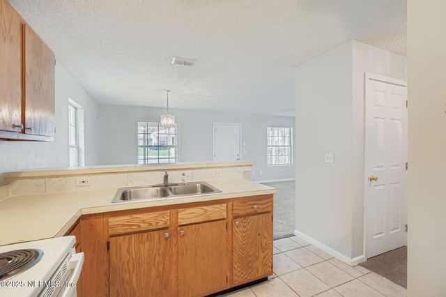 1531 BROOK FOREST Drive, Jacksonville, FL 32208