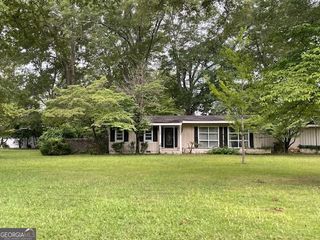 443 N Cave Spring Street, Cedartown, GA 30125