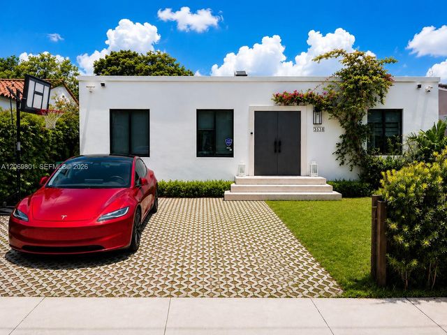 3538 SW 1 Avenue st, Miami, FL 33145
