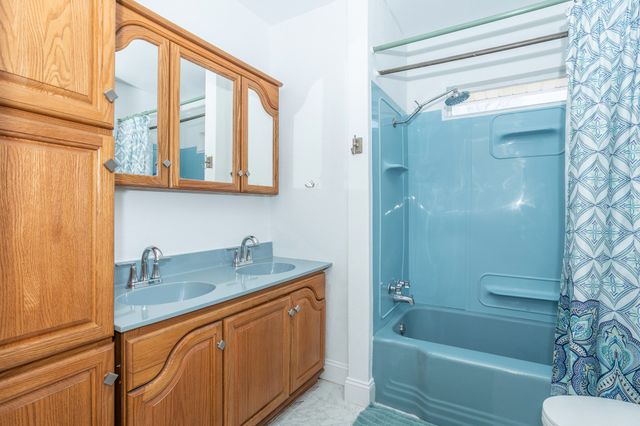 5413 SW 19th Street, Des Moines, IA 50315