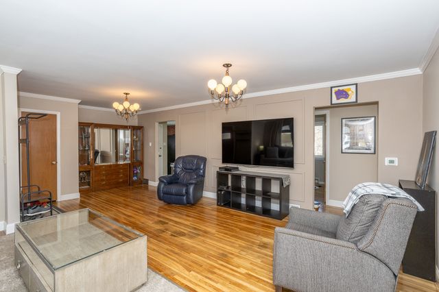 5413 SW 19th Street, Des Moines, IA 50315