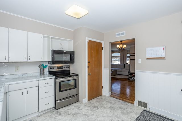 5413 SW 19th Street, Des Moines, IA 50315