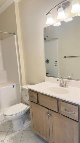 1320 Bainbridge BLVD, Chesapeake, VA 23324