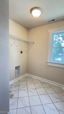 1320 Bainbridge BLVD, Chesapeake, VA 23324