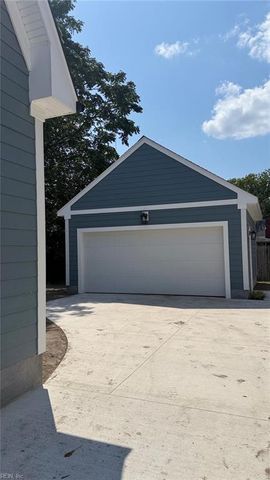 1320 Bainbridge BLVD, Chesapeake, VA 23324
