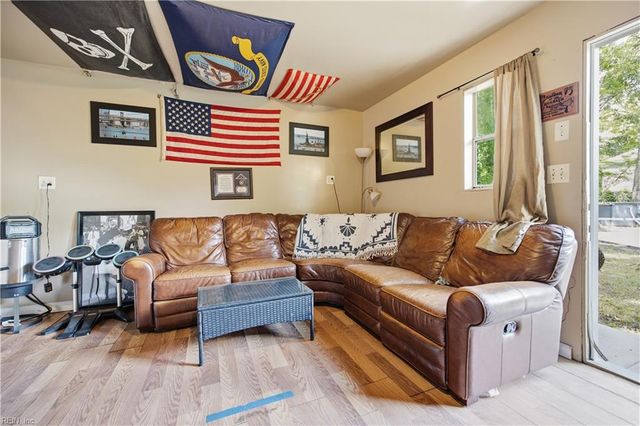 4321 Fontana Court, Chesapeake, VA 23325