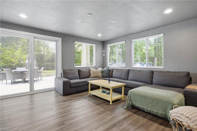 4321 Fontana Court, Chesapeake, VA 23325