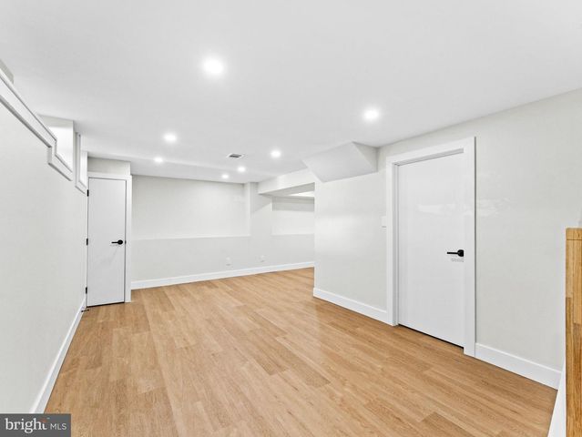 324 EVANSTON DR, Hightstown, NJ 08520