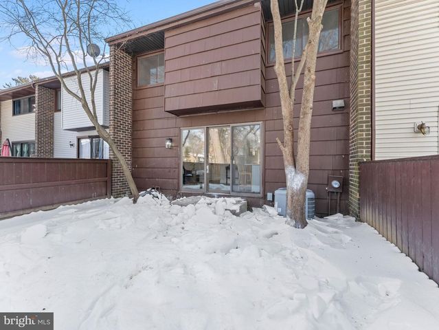 324 EVANSTON DR, Hightstown, NJ 08520