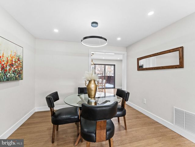 324 EVANSTON DR, Hightstown, NJ 08520