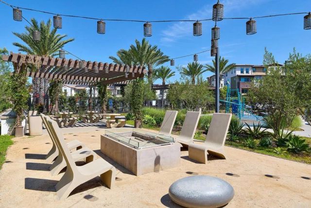 1836 Red Willow Way, Oceanside, CA 92056