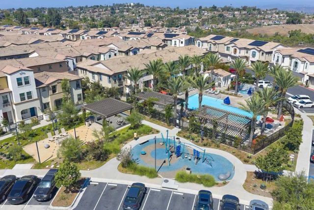 1836 Red Willow Way, Oceanside, CA 92056