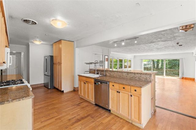 1399 Stephens Drive NE, Atlanta, GA 30329