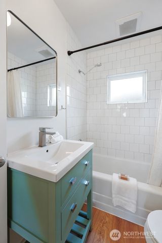 8062 30th Avenue NW, Seattle, WA 98117