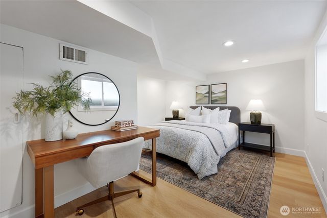8062 30th Avenue NW, Seattle, WA 98117