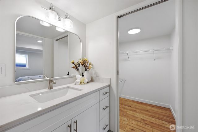 8062 30th Avenue NW, Seattle, WA 98117