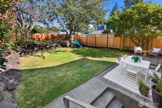 8062 30th Avenue NW, Seattle, WA 98117