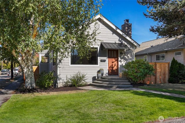 8062 30th Avenue NW, Seattle, WA 98117