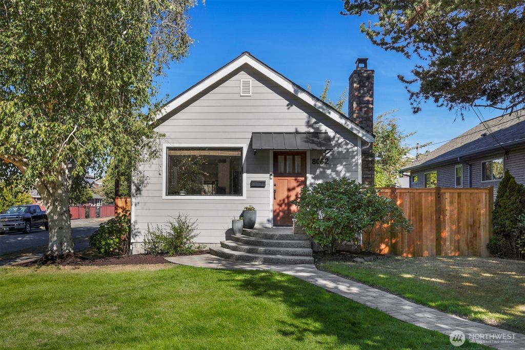 8062 30th Avenue NW, Seattle, WA 98117