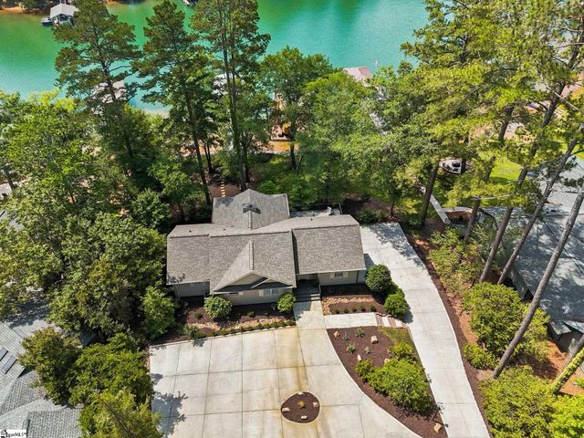 429 Long Reach Drive, Salem, SC 29676