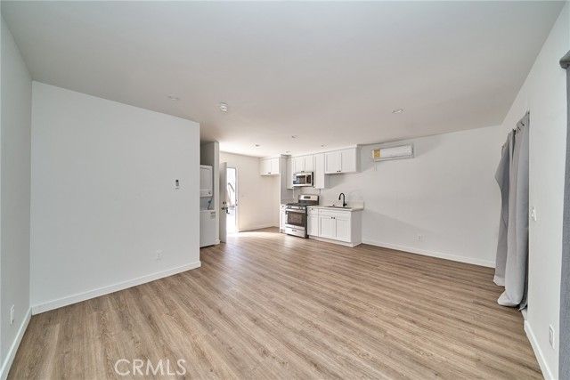8734 Ramsagate Avenue, Westchester (los Angeles), CA 90045