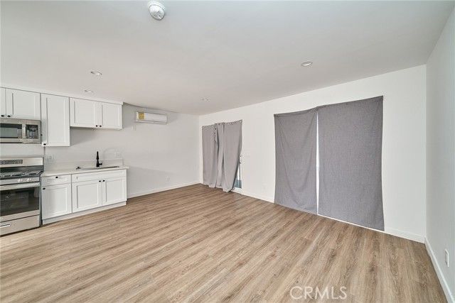 8734 Ramsagate Avenue, Westchester (los Angeles), CA 90045