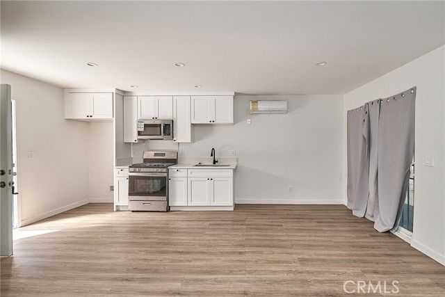 8734 Ramsagate Avenue, Westchester (los Angeles), CA 90045