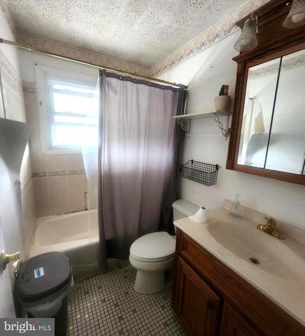 8259 DEL HAVEN RD, Dundalk, MD 21222