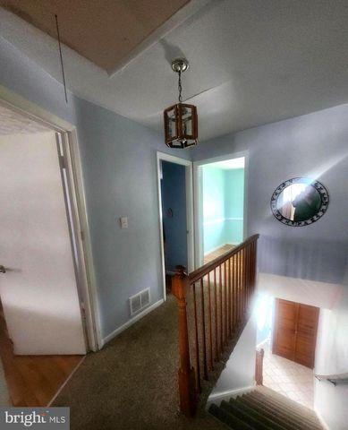8259 DEL HAVEN RD, Dundalk, MD 21222