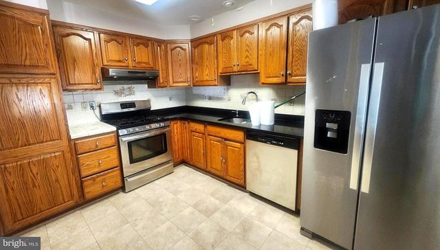 8259 DEL HAVEN RD, Dundalk, MD 21222