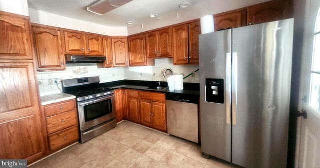 8259 DEL HAVEN RD, Dundalk, MD 21222