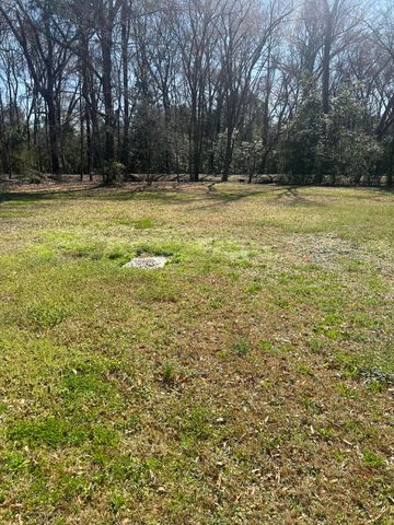 20 Cheyne Street, Sumter, SC 29153