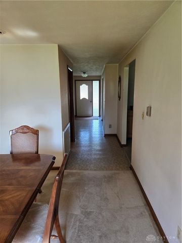 525 Mill Stone Drive, Beavercreek, OH 45434