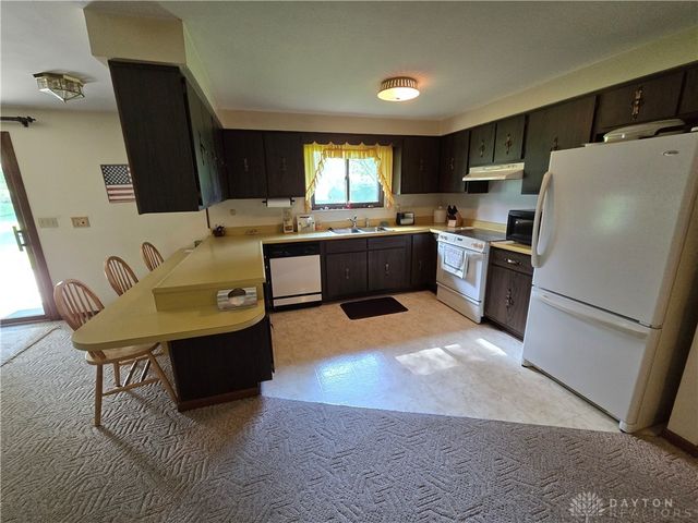 525 Mill Stone Drive, Beavercreek, OH 45434