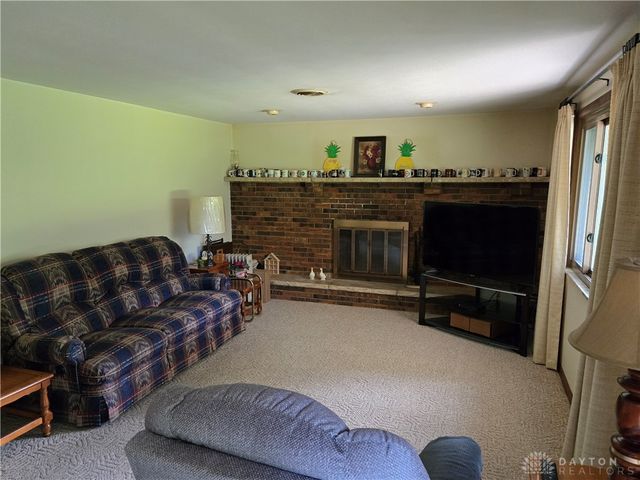 525 Mill Stone Drive, Beavercreek, OH 45434