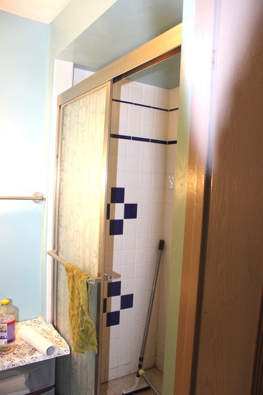 Image 18 of property listing at 210 Circle Drive, Salem, IL 62881