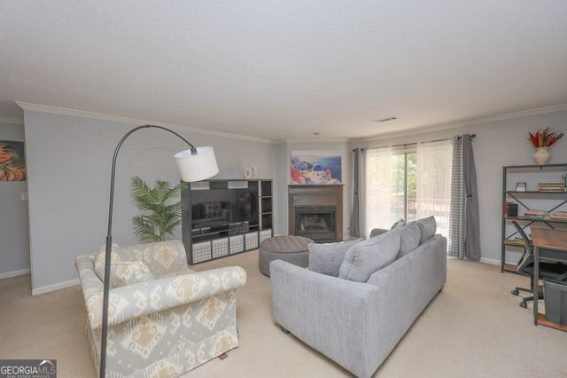 823 Ridgefield Drive, Peachtree City, GA 30269