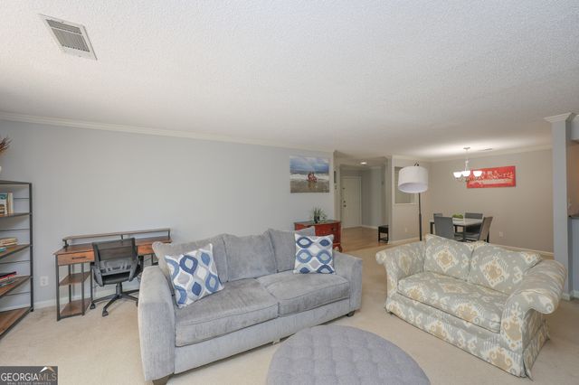 823 Ridgefield Drive, Peachtree City, GA 30269
