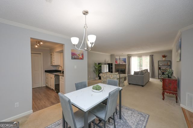 823 Ridgefield Drive, Peachtree City, GA 30269