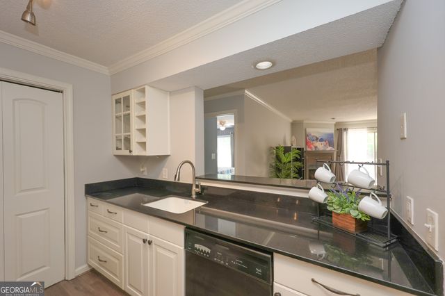823 Ridgefield Drive, Peachtree City, GA 30269