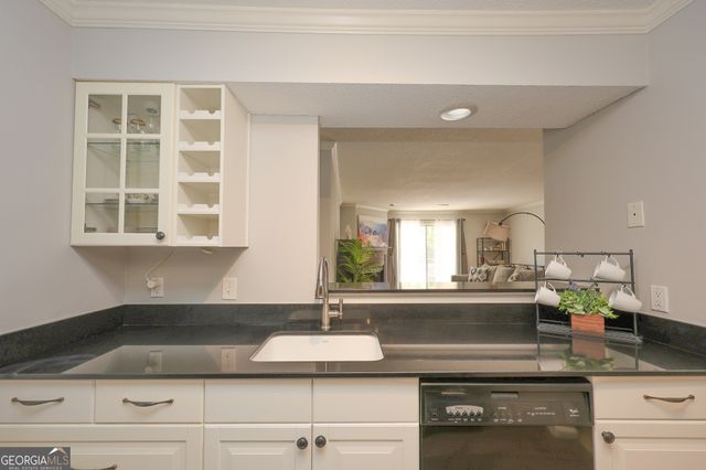 823 Ridgefield Drive, Peachtree City, GA 30269