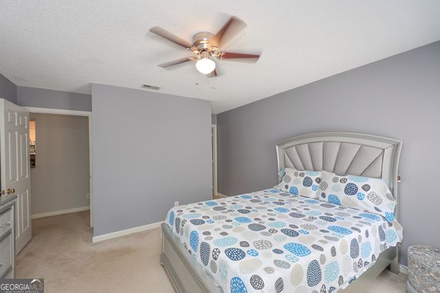 823 Ridgefield Drive, Peachtree City, GA 30269
