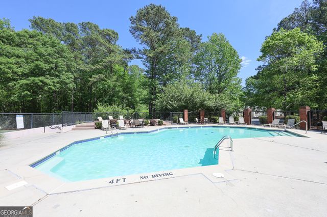 823 Ridgefield Drive, Peachtree City, GA 30269