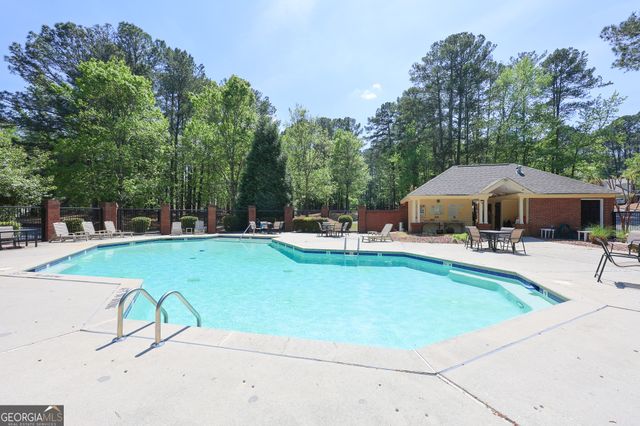 823 Ridgefield Drive, Peachtree City, GA 30269